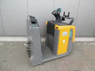 Chariot élévateur d'occasion JUNGHEINRICH EZS 350 ELEKTRO SCHLEPPER (12818438)