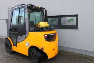 Chariot élévateur d'occasion JUNGHEINRICH TFG 550s G180-350ZT GAS VIERRADFRONTSTAPLER (12998935)