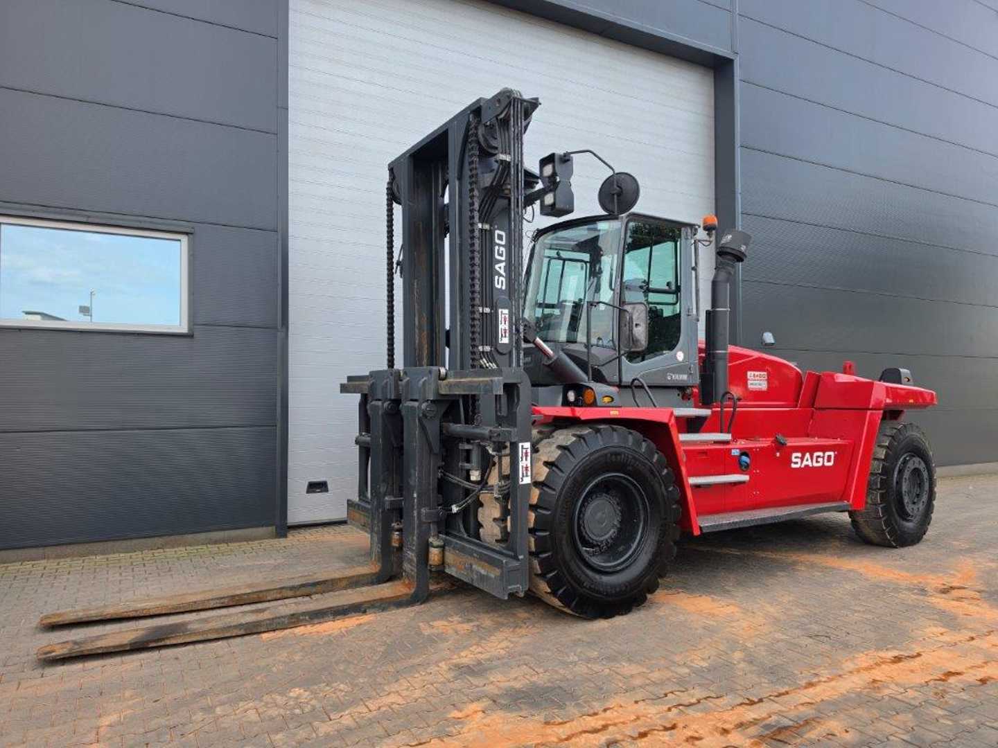 Chariot élévateur d'occasion KALMAR DCG250-12LB DIESEL VIERRADFRONTSTAPLER (12908995)
