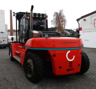 Chariot élévateur d'occasion KONECRANES SMV16-1200B DIESEL VIERRADFRONTSTAPLER (13070706)