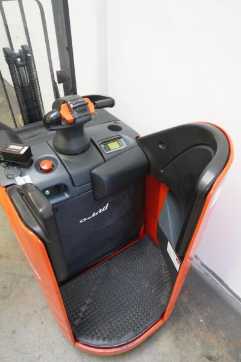 Chariot élévateur d'occasion LINDE D 12 SP ION 133 ELEKTRO HOCHHUBWAGENFAHRERSTAND (12991535)