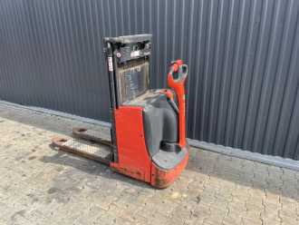 Chariot élévateur d'occasion LINDE D08 ELEKTRO HOCHHUBWAGENDEICHSEL (13061232)