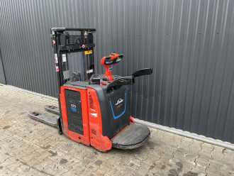 Chariot élévateur d'occasion LINDE D12AP ELEKTRO HOCHHUBWAGENFAHRERSTAND (13066798)