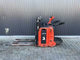Chariot élévateur d'occasion LINDE D12AP ELEKTRO HOCHHUBWAGENFAHRERSTAND (13074212)