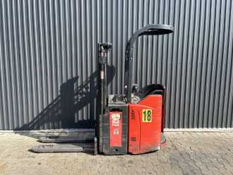 Chariot élévateur d'occasion LINDE D14SP ELEKTRO HOCHHUBWAGENFAHRERSTAND (13065402)