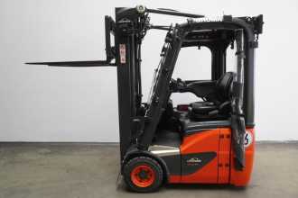 Chariot élévateur d'occasion LINDE E 12 EVO 386-02 ELEKTRO DREIRADFRONTSTAPLER (13048448)