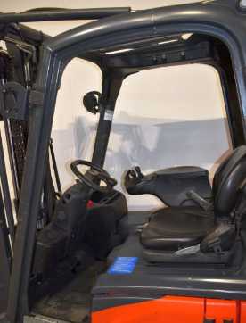 Chariot élévateur d'occasion LINDE E 14 EVO 386-02 ELEKTRO DREIRADFRONTSTAPLER (12945814)