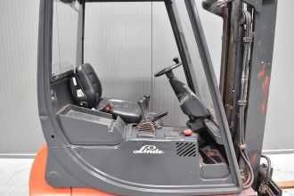 Chariot élévateur d'occasion LINDE E 16 C /58187/ ELEKTRO DREIRADFRONTSTAPLER (13054721)