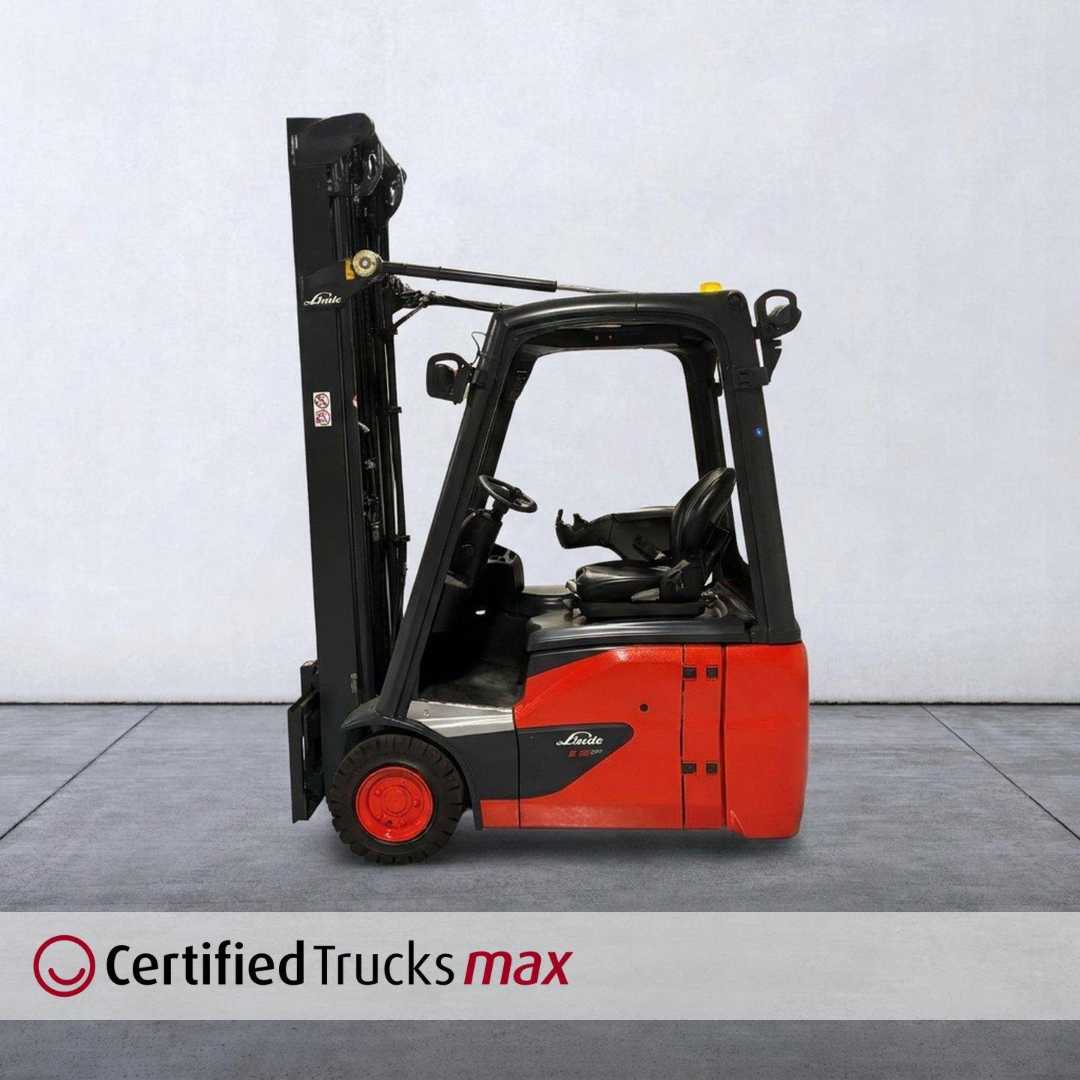 Chariot élévateur d'occasion LINDE E 16 C EVO ELEKTRO DREIRADFRONTSTAPLER (13074666)