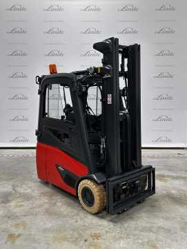 Chariot élévateur d'occasion LINDE E 16 EVO ELEKTRO DREIRADFRONTSTAPLER (13073553)