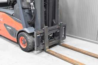 Chariot élévateur d'occasion LINDE E 16 L - 02 /58122/ ELEKTRO DREIRADFRONTSTAPLER (13052412)