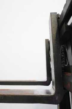 Chariot élévateur d'occasion LINDE E 18 EVO 386-02 ELEKTRO DREIRADFRONTSTAPLER (13019365)