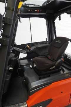 Chariot élévateur d'occasion LINDE E 18 L EVO 386-02 ELEKTRO DREIRADFRONTSTAPLER (12975402)
