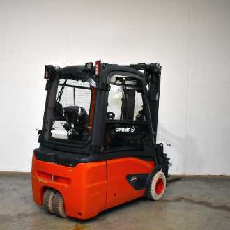 Chariot élévateur d'occasion LINDE E 18 L EVO 386-02 ELEKTRO DREIRADFRONTSTAPLER (12976118)