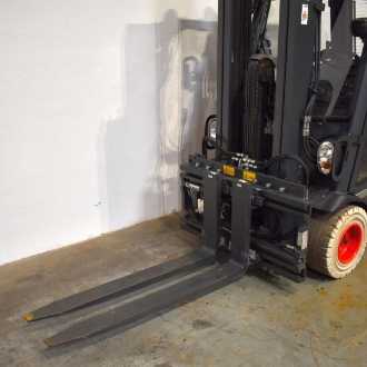 Chariot élévateur d'occasion LINDE E 18 L EVO 386-02 ELEKTRO DREIRADFRONTSTAPLER (12976118)