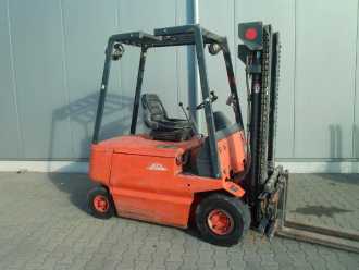 Chariot élévateur d'occasion LINDE E 20 / 325 ELEKTRO VIERRADFRONTSTAPLER (13070922)
