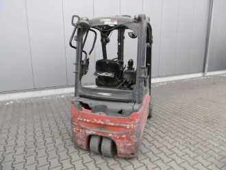 Chariot élévateur d'occasion LINDE E 20 L-02 ELEKTRO DREIRADFRONTSTAPLER (12776939)