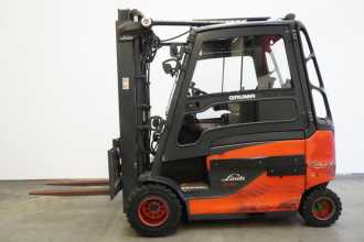 Chariot élévateur d'occasion LINDE E 35 HL 387 ELEKTRO VIERRADFRONTSTAPLER (12990074)