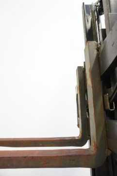 Chariot élévateur d'occasion LINDE E 35 HL 387 ELEKTRO VIERRADFRONTSTAPLER (12990074)