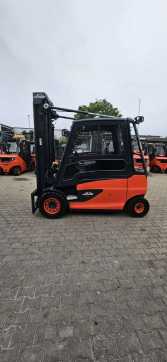 Chariot élévateur d'occasion LINDE E 40 HL-01/600 ELEKTRO VIERRADFRONTSTAPLER (13027662)