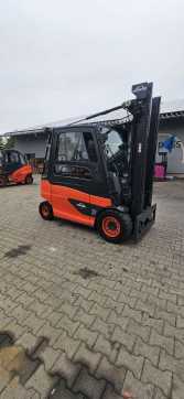 Chariot élévateur d'occasion LINDE E 40 HL-01/600 ELEKTRO VIERRADFRONTSTAPLER (13027662)
