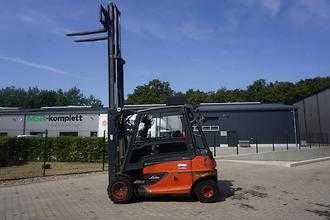 Chariot élévateur d'occasion LINDE E 40HL-01/600 - Triplex ELEKTRO VIERRADFRONTSTAPLER (13060169)