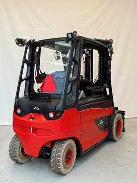 Chariot élévateur d'occasion LINDE E 50/600 HL / sofort Verfügbar ELEKTRO VIERRADFRONTSTAPLER (12968398)