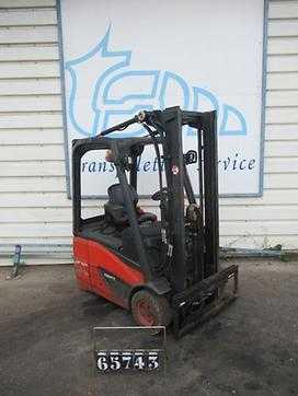 Chariot élévateur d'occasion LINDE E14-02 EVO ELEKTRO VIERRADFRONTSTAPLER (12970731) backdrop