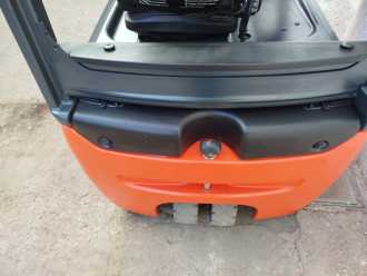 Chariot élévateur d'occasion LINDE E16-01 ELEKTRO DREIRADFRONTSTAPLER (13067347)