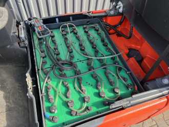 Chariot élévateur d'occasion LINDE E16-02 ELEKTRO DREIRADFRONTSTAPLER (13065760)