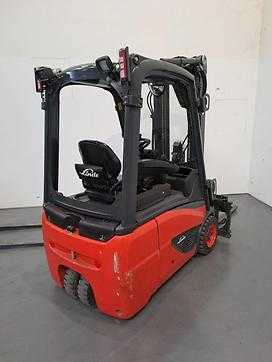 Chariot élévateur d'occasion LINDE E16C ELEKTRO DREIRADFRONTSTAPLER (13050235)
