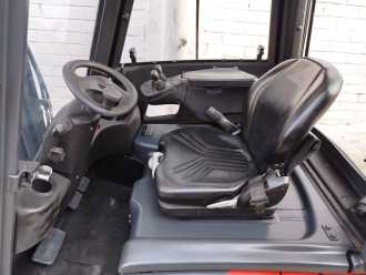 Chariot élévateur d'occasion LINDE E16C EVO ELEKTRO DREIRADFRONTSTAPLER (13067317)