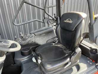 Chariot élévateur d'occasion LINDE E16P-02 ELEKTRO VIERRADFRONTSTAPLER (12974537)