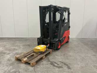 Chariot élévateur d'occasion LINDE E16P ELEKTRO VIERRADFRONTSTAPLER (12995194) backdrop