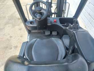 Chariot élévateur d'occasion LINDE E16P ELEKTRO VIERRADFRONTSTAPLER (13072715)