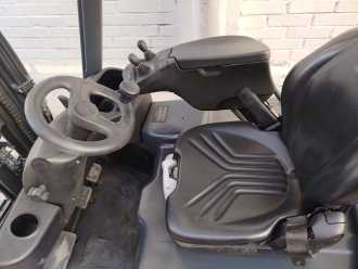 Chariot élévateur d'occasion LINDE E20L ELEKTRO DREIRADFRONTSTAPLER (13067292)