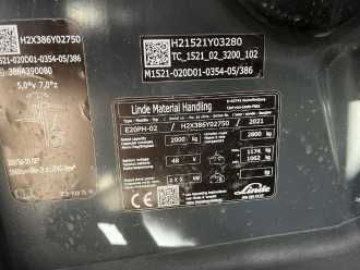 Chariot élévateur d'occasion LINDE E20PH-02 ELEKTRO VIERRADFRONTSTAPLER (13071266)