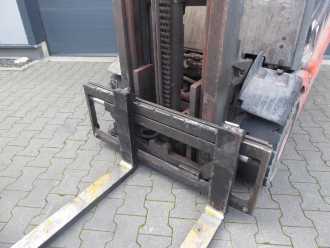 Chariot élévateur d'occasion LINDE E25-03 ELEKTRO VIERRADFRONTSTAPLER (13067154)