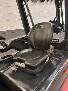 Chariot élévateur d'occasion LINDE E25/600 H ELEKTRO VIERRADFRONTSTAPLER (13063652)