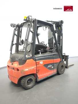 Chariot élévateur d'occasion LINDE E30-387-01 ELEKTRO VIERRADFRONTSTAPLER (13044876)