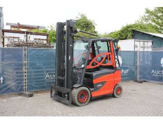 Chariot élévateur d'occasion LINDE E35H-01/600 ELEKTRO VIERRADFRONTSTAPLER (13041379)