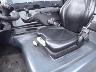 Chariot élévateur d'occasion LINDE E35HL-01 ELEKTRO VIERRADFRONTSTAPLER (12926115)