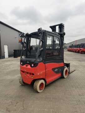 Chariot élévateur d'occasion LINDE E35HL-01 ELEKTRO VIERRADFRONTSTAPLER (13072641)