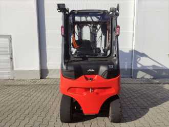 Chariot élévateur d'occasion LINDE E50HL-01/388 ELEKTRO VIERRADFRONTSTAPLER (13073835)