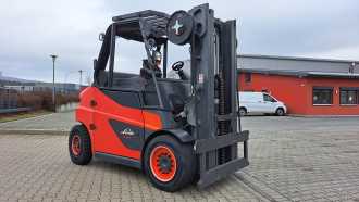 Chariot élévateur d'occasion LINDE E60 ELEKTRO VIERRADFRONTSTAPLER (12876663)