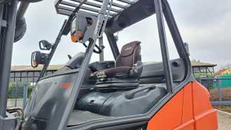 Chariot élévateur d'occasion LINDE E60 ELEKTRO VIERRADFRONTSTAPLER (12876663)