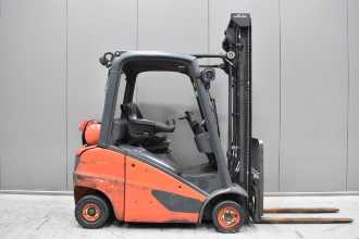 Chariot élévateur d'occasion LINDE H 16 T - 01 /58484/ GAS VIERRADFRONTSTAPLER (13069540)