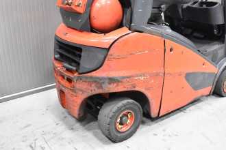 Chariot élévateur d'occasion LINDE H 16 T - 01 /58484/ GAS VIERRADFRONTSTAPLER (13069540)