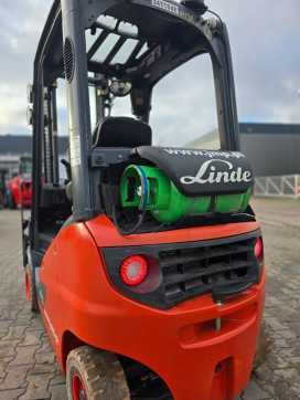 Chariot élévateur d'occasion LINDE H 16 T - 01 WEITERE WEITERE (12989185)