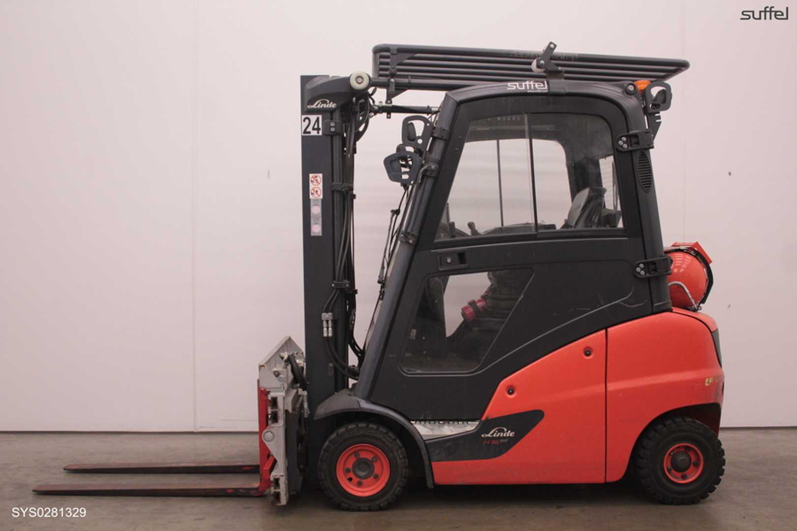 Chariot élévateur d'occasion LINDE H 16 T-039102 GAS VIERRADFRONTSTAPLER (13064476)